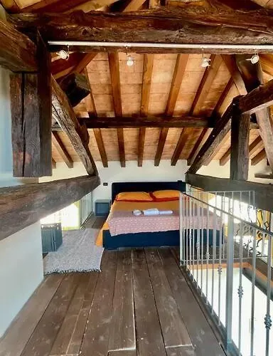 Altana - Loft Sulla Citta Daire